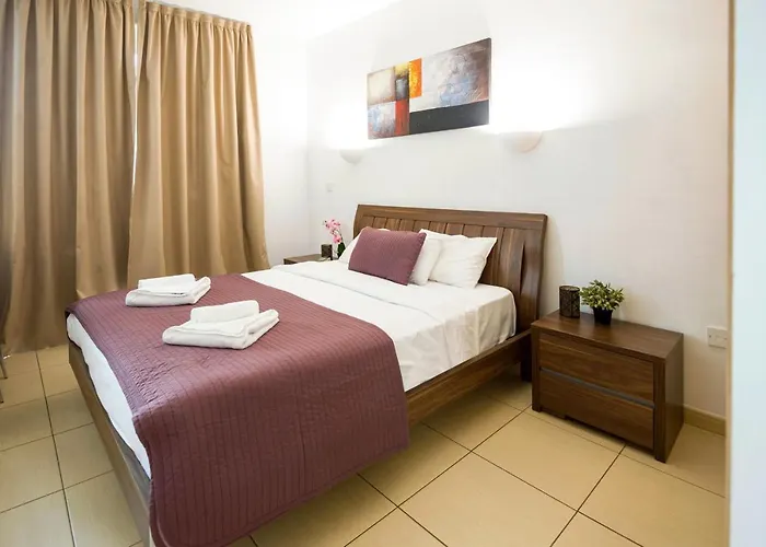 Bliss - Coralli Beachfront Apartamento *